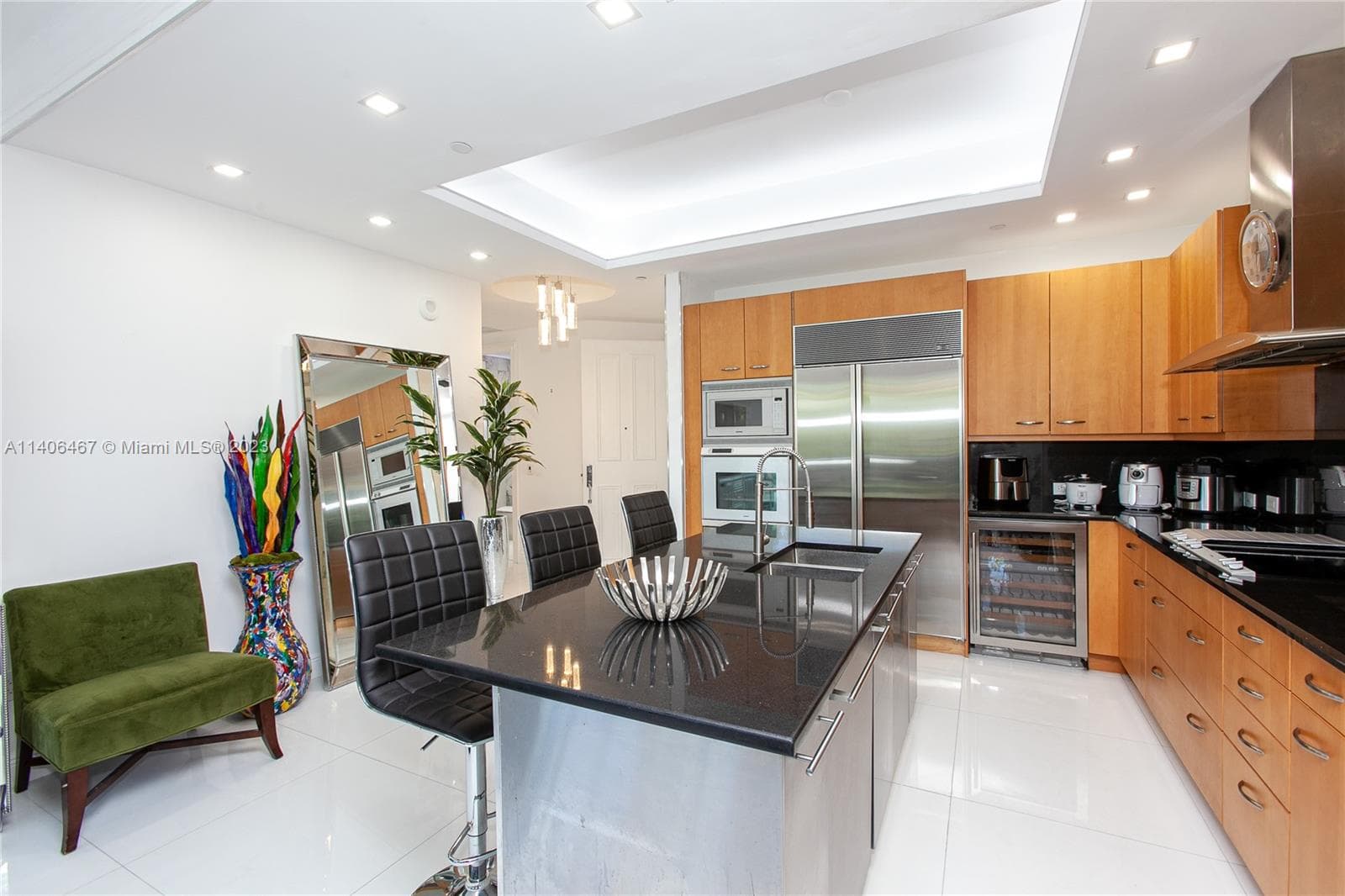 6000 Island Blvd # 104, Aventura FL 33160 — 10