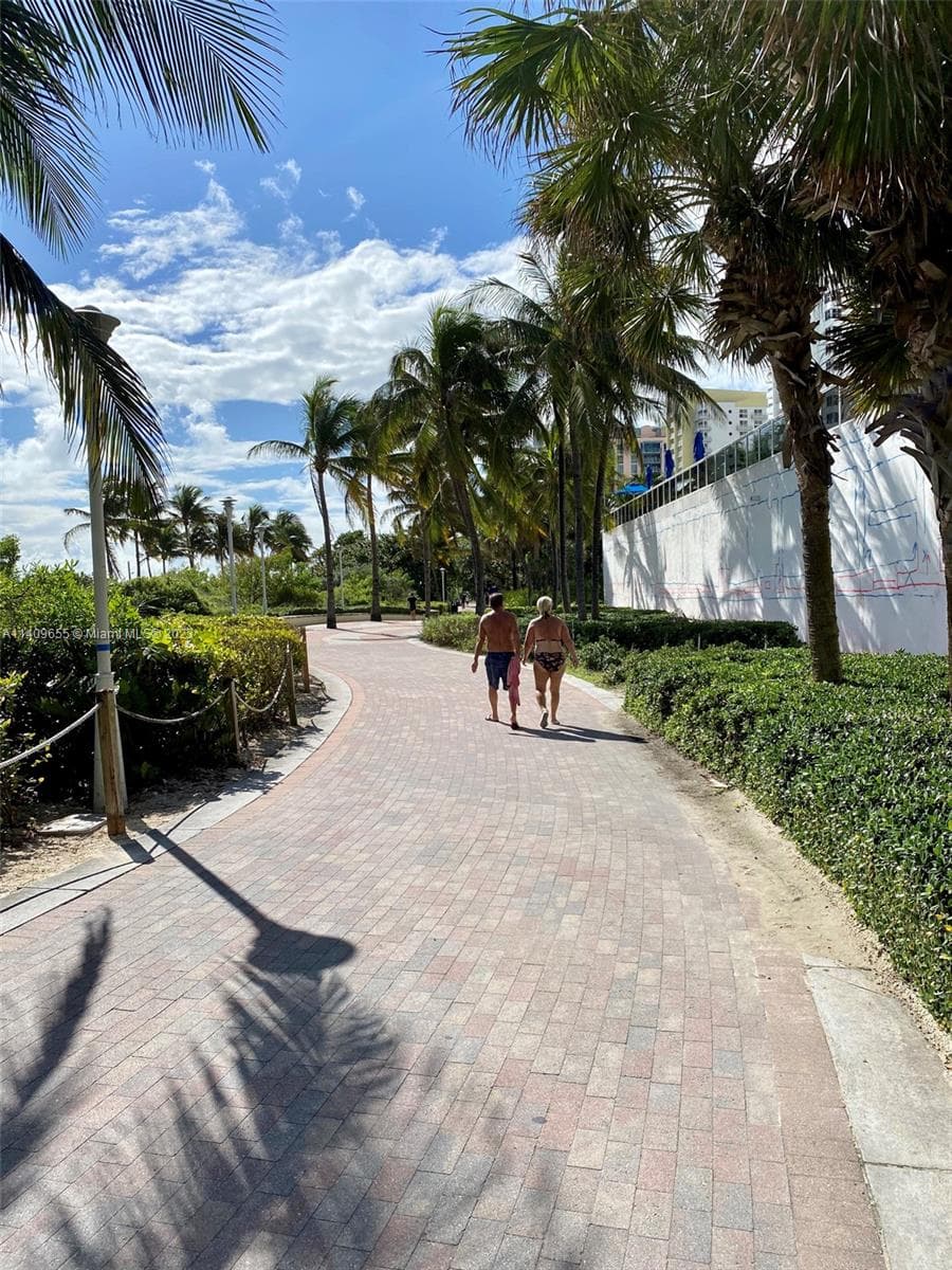 100 Lincoln Rd # 939, Miami Beach FL 33139 — 7
