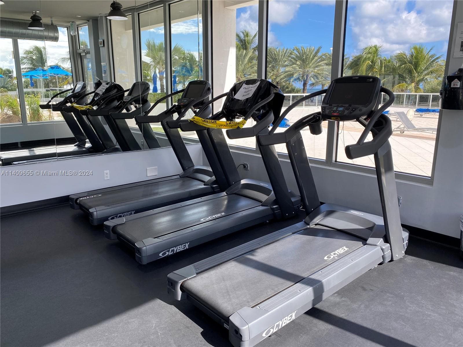100 Lincoln Rd # 939, Miami Beach FL 33139 — 11