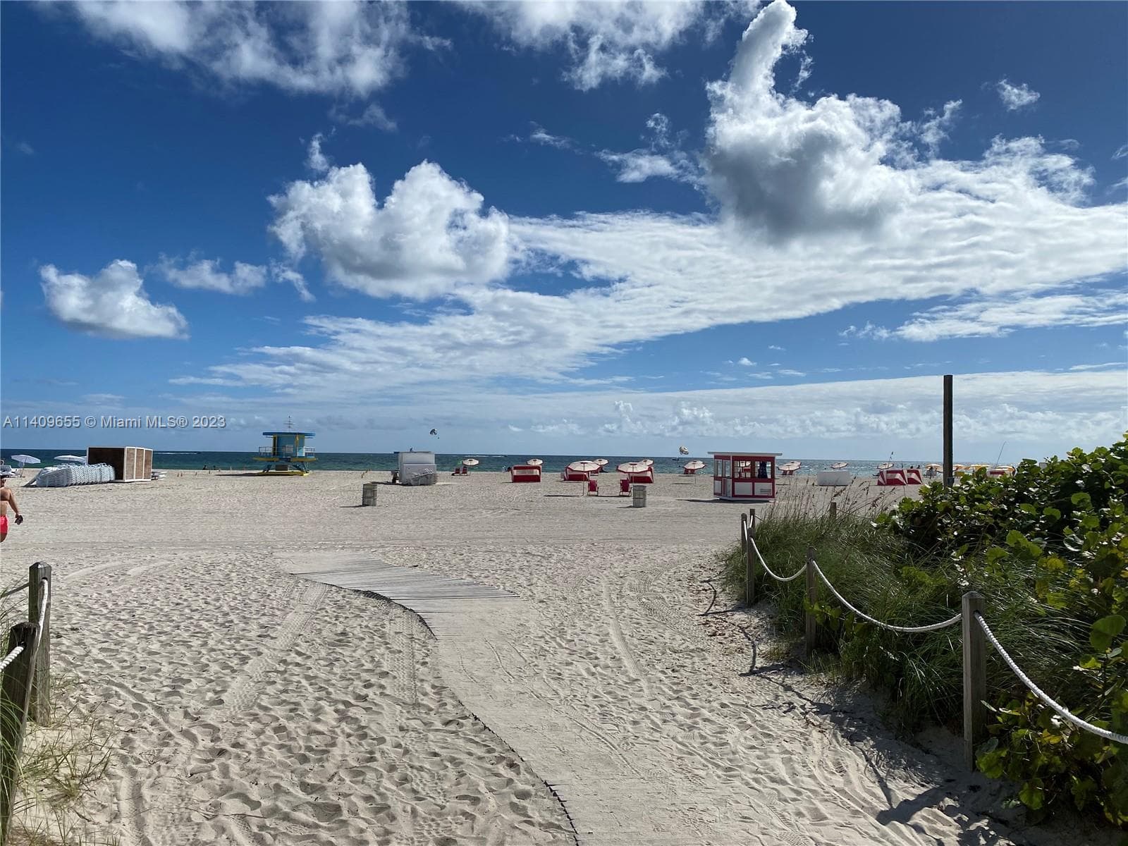 100 Lincoln Rd # 939, Miami Beach FL 33139 — 4
