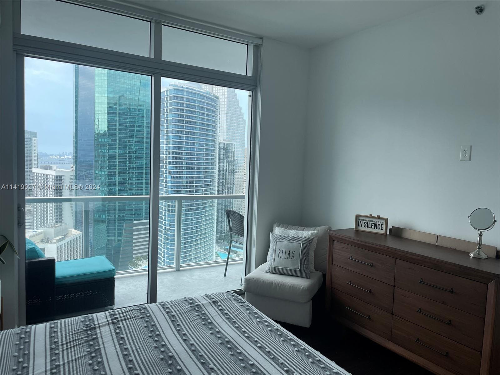 55 SE 6th St, Miami FL 33131 — 12
