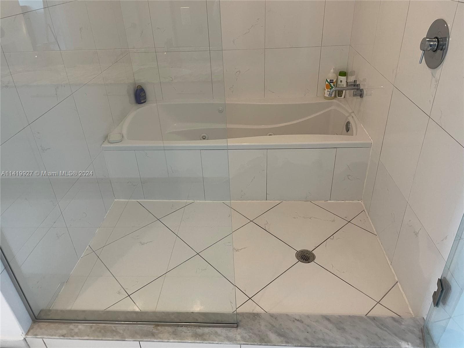 55 SE 6th St, Miami FL 33131 — 21