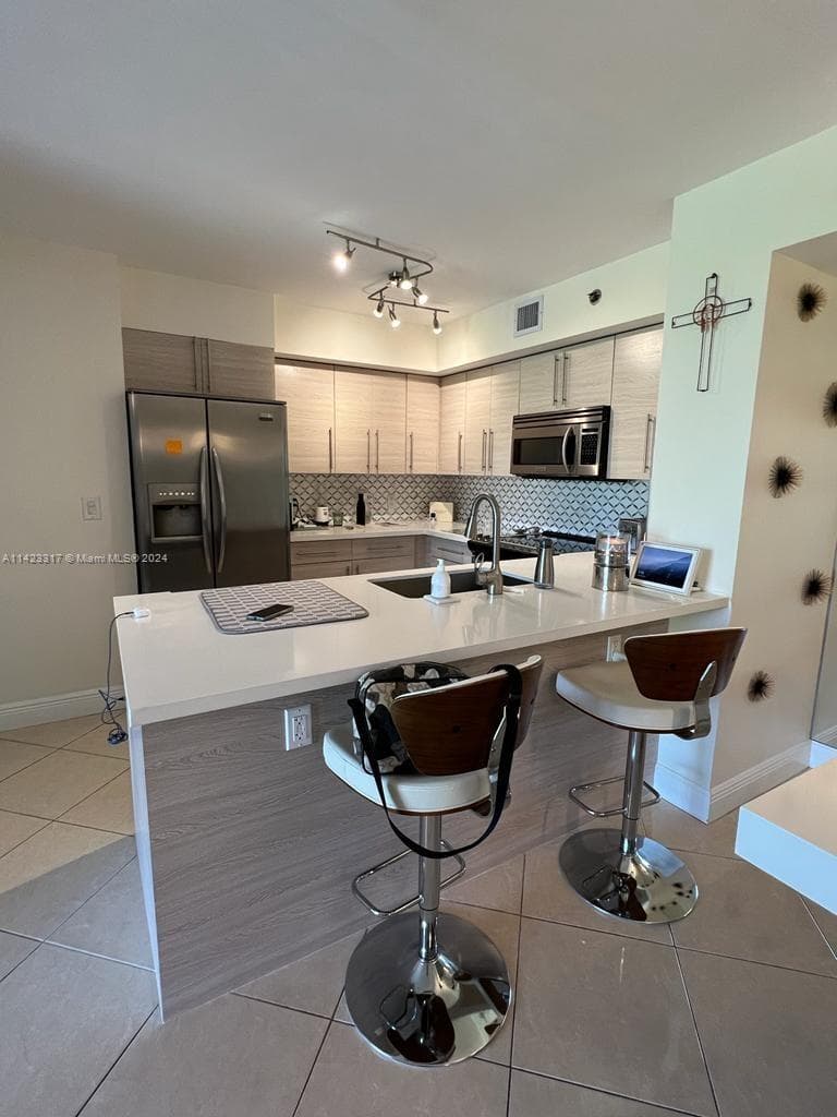 19901 E Country Club Dr # 2505, Aventura FL 33180 — 6