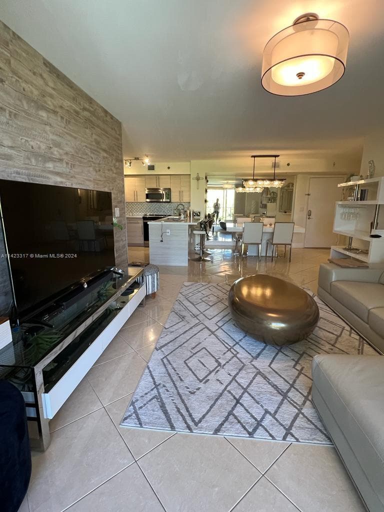 19901 E Country Club Dr # 2505, Aventura FL 33180 — 12