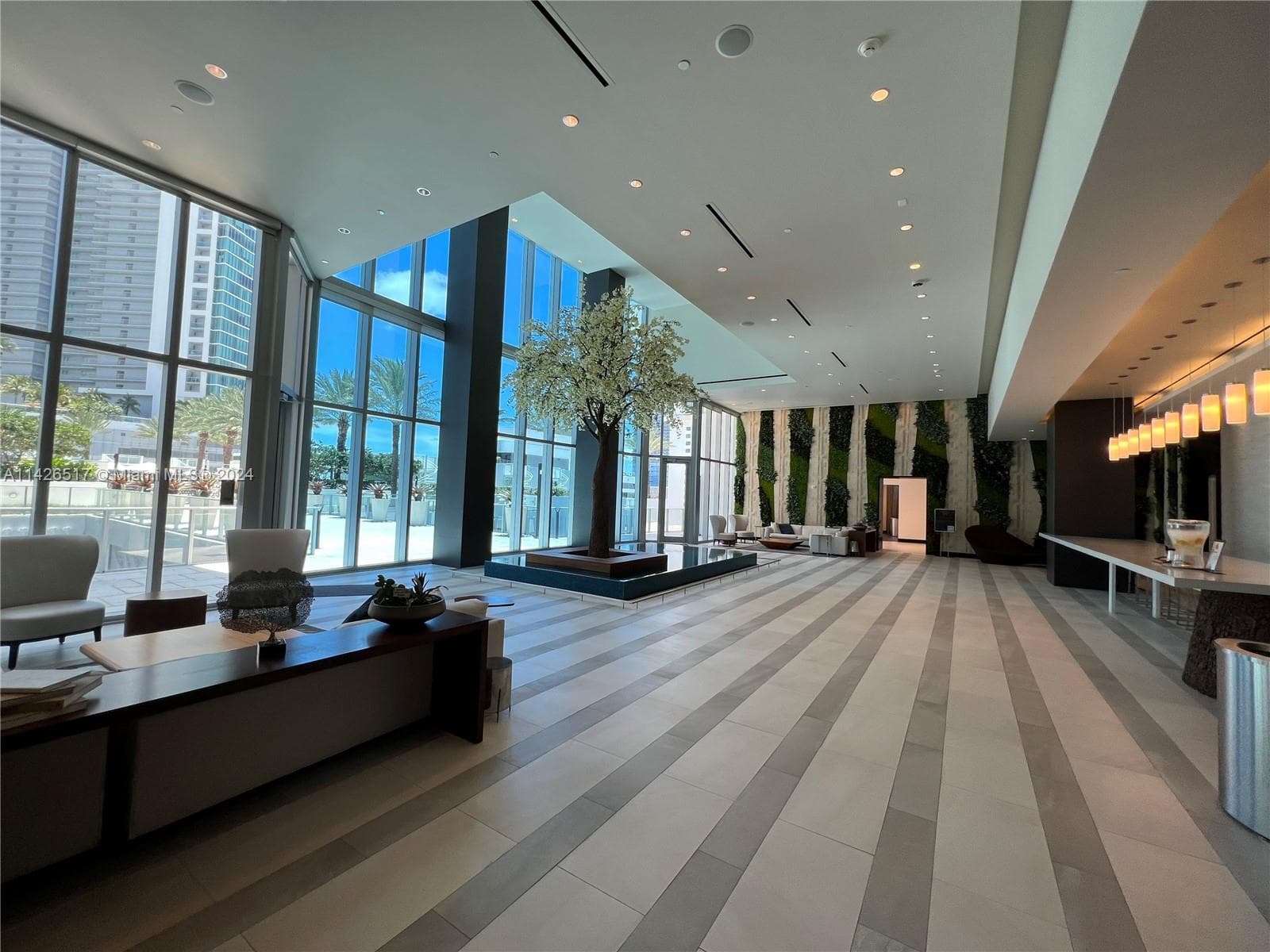 851 NE 1st Ave # 2702, Miami FL 33132 — 30