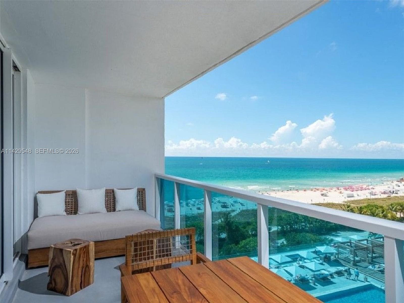 102 24th St # 1006, Miami Beach FL 33139 — 1