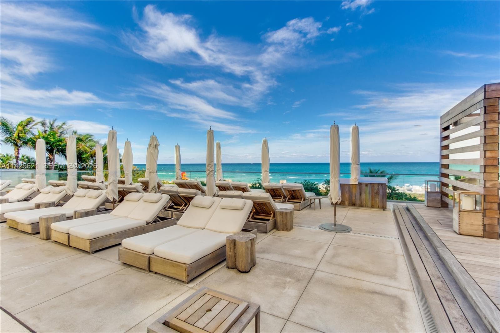 102 24th St # 1108, Miami Beach FL 33139 — 1