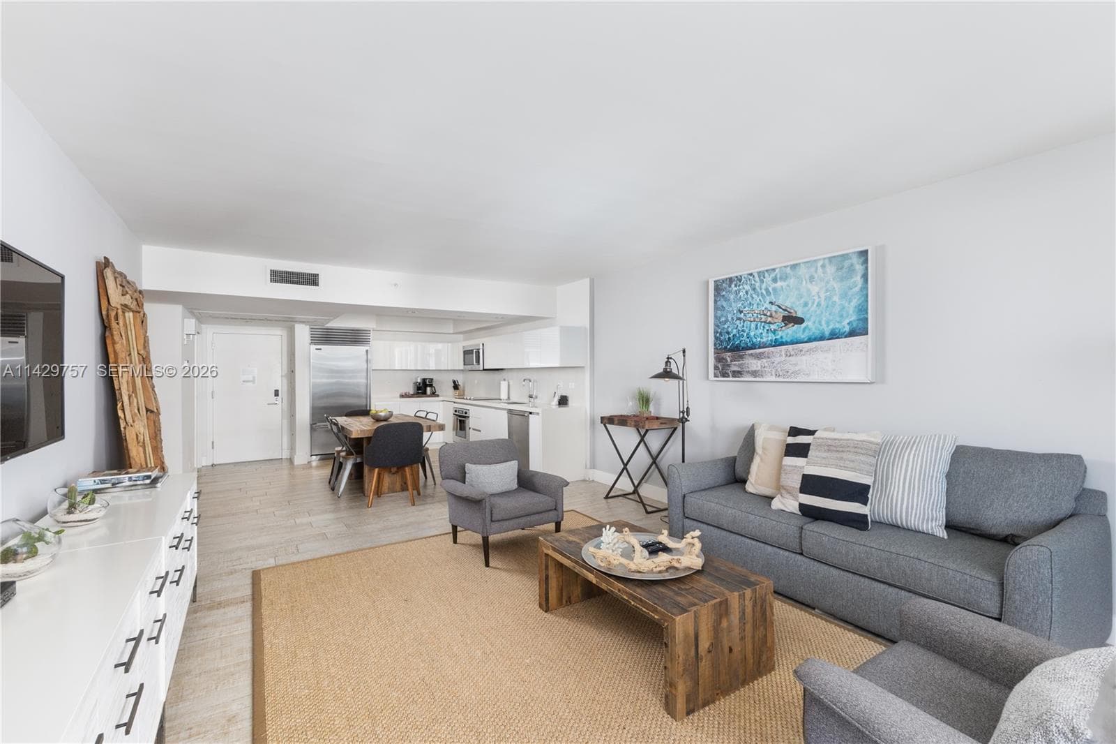 102 24th St # 1013, Miami Beach FL 33139 — 23