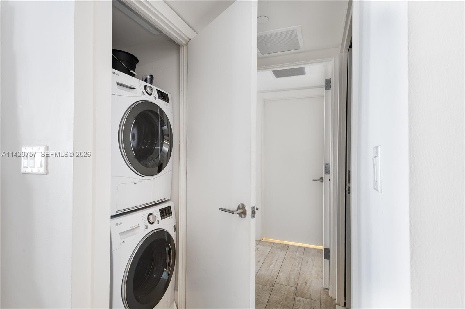 102 24th St # 1013, Miami Beach FL 33139 — 27