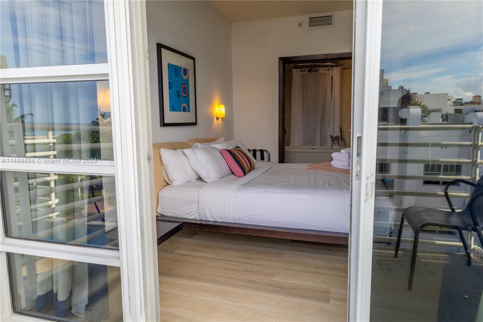 1052 Ocean Dr # C503, Miami Beach FL 33139 — 11