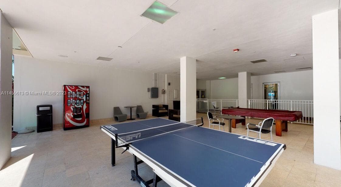 19370 Collins Ave # 119, Sunny Isles Beach FL 33160 — 18