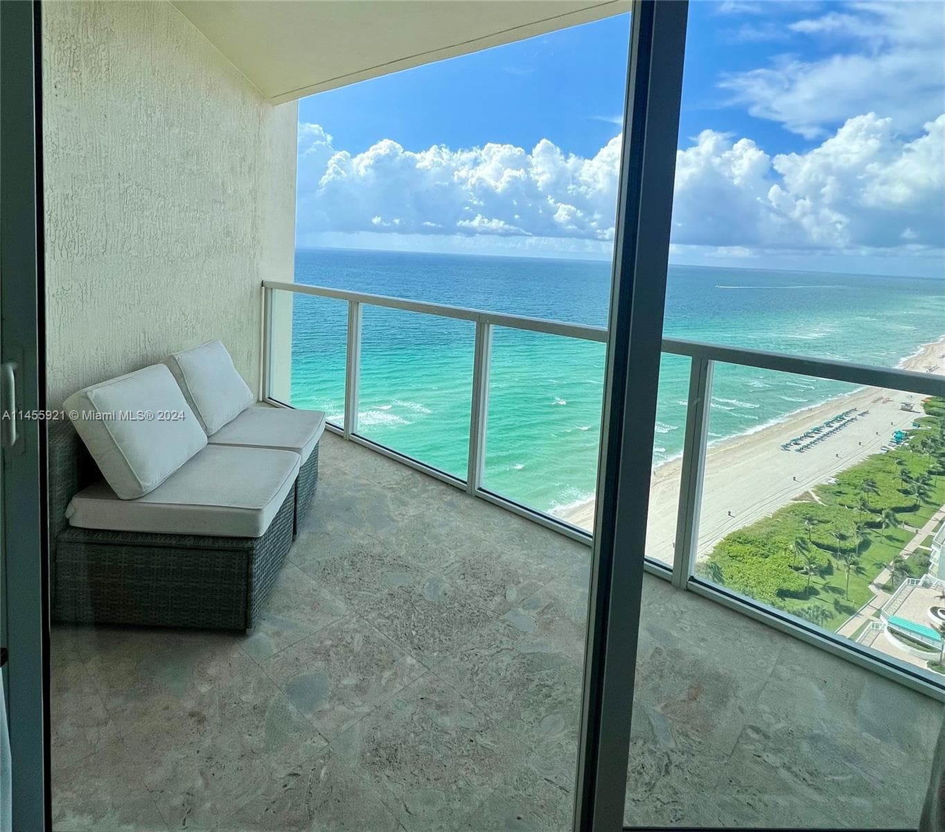 16699 Collins Ave # 2501, Sunny Isles Beach FL 33160 — 35