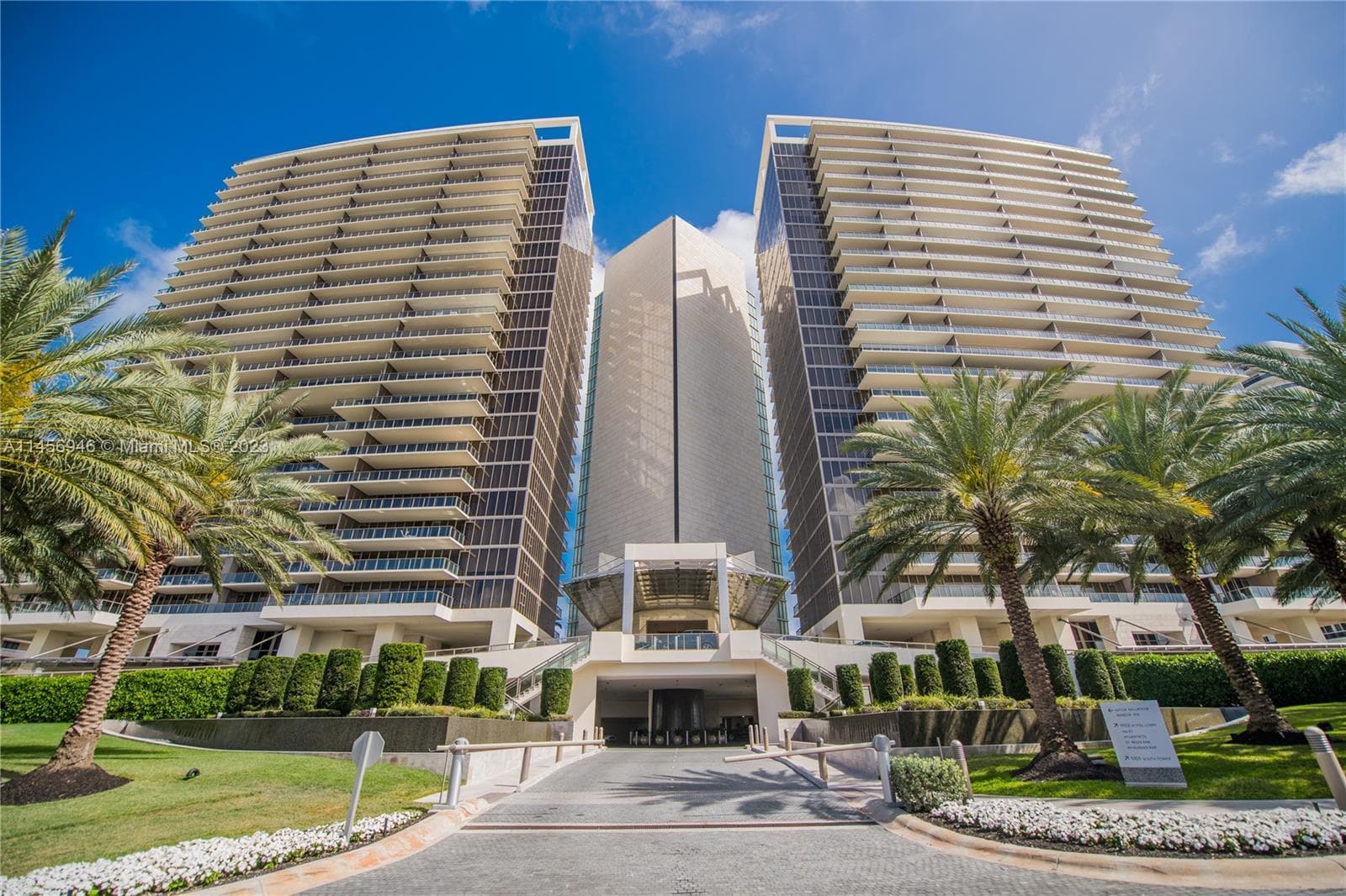 Bal Harbour Center Condo, Bal Harbour, FL — 2
