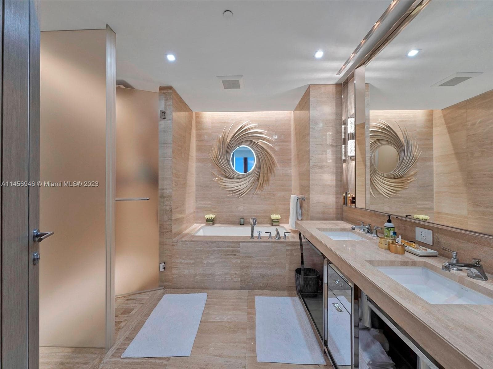 Bal Harbour Center Condo, Bal Harbour, FL — 30
