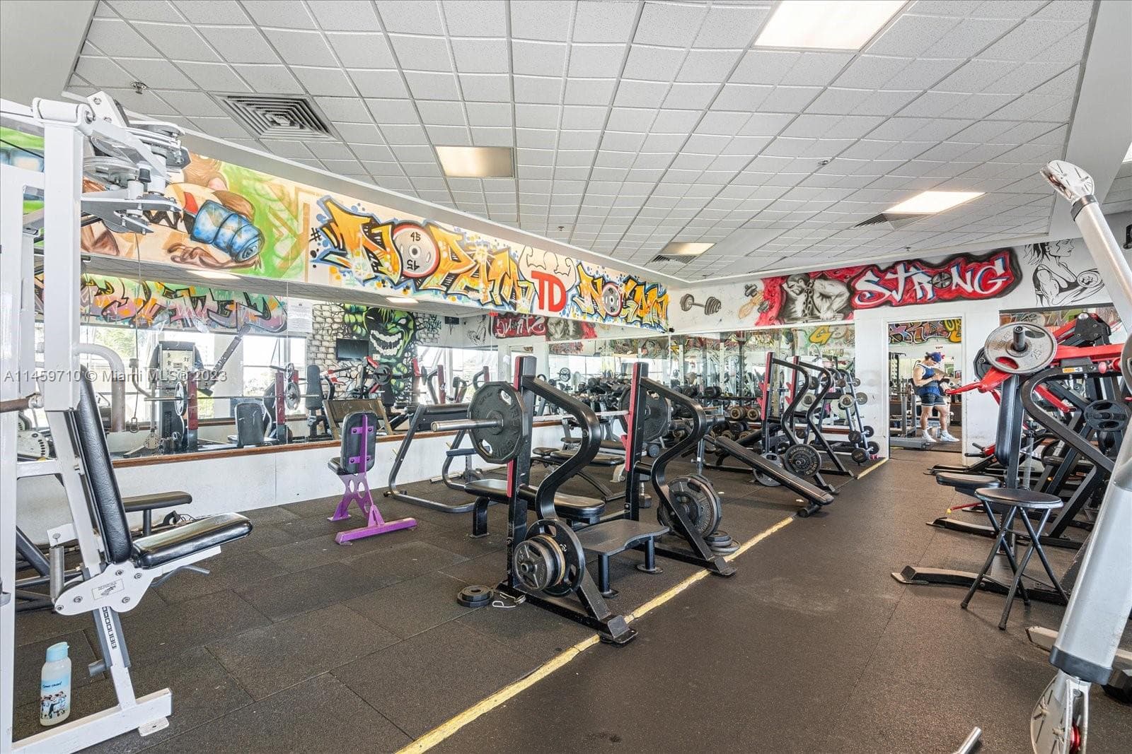 7601 E Treasure Dr # 2404, North Bay Village FL 33141 — 26