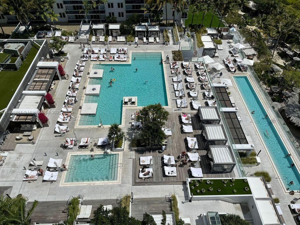 2301 Collins Ave # 1121, Miami Beach FL 33139 — 11