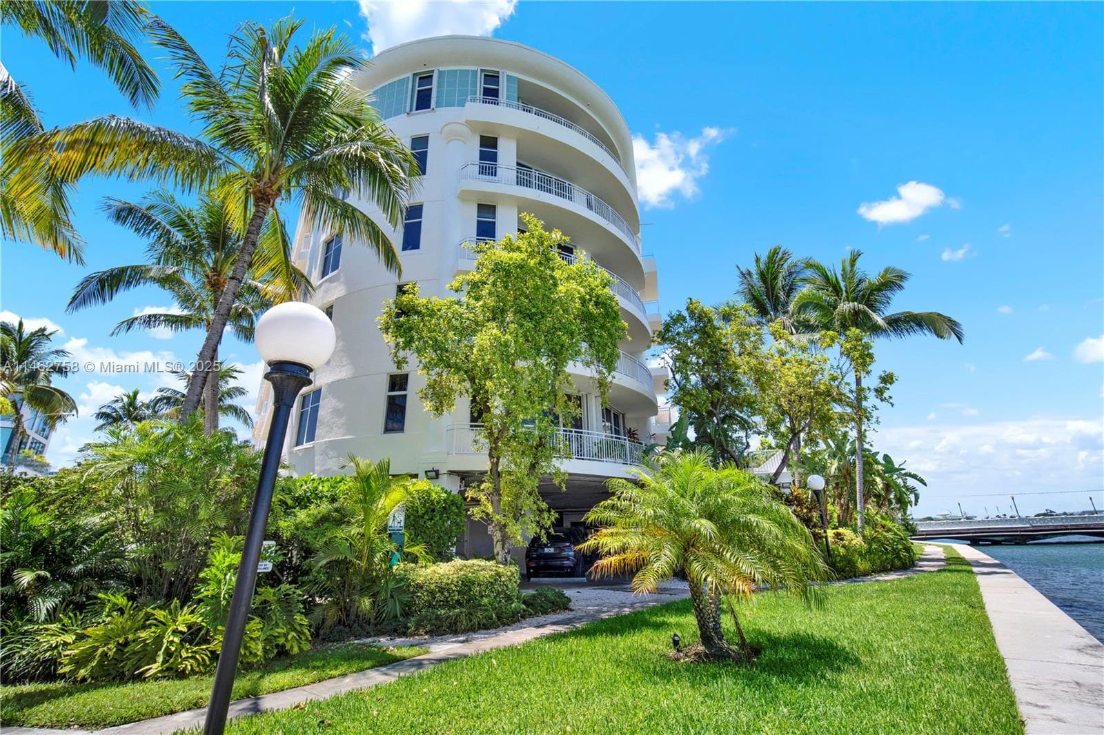 1 Century Ln # 209, Miami Beach FL 33139 — 49