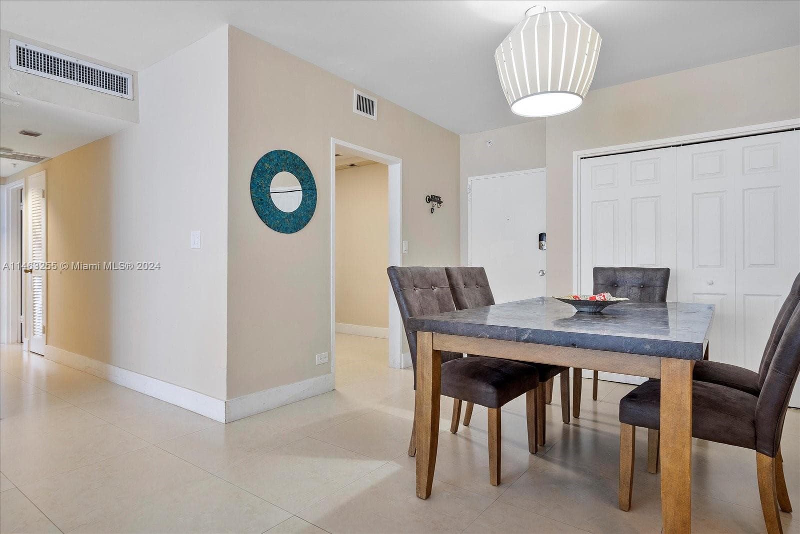 5601 Collins Ave # 1514, Miami Beach FL 33140 — 20