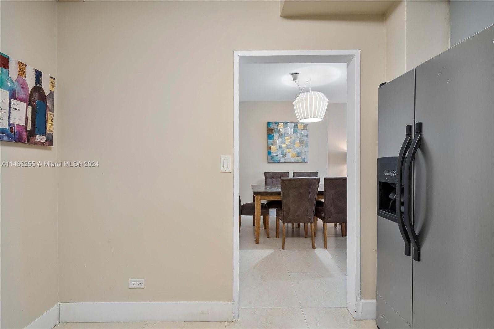 5601 Collins Ave # 1514, Miami Beach FL 33140 — 24