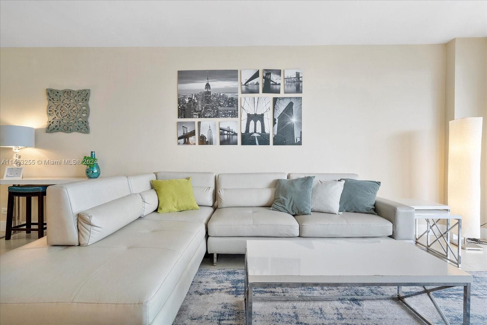 5601 Collins Ave # 1514, Miami Beach FL 33140 — 15
