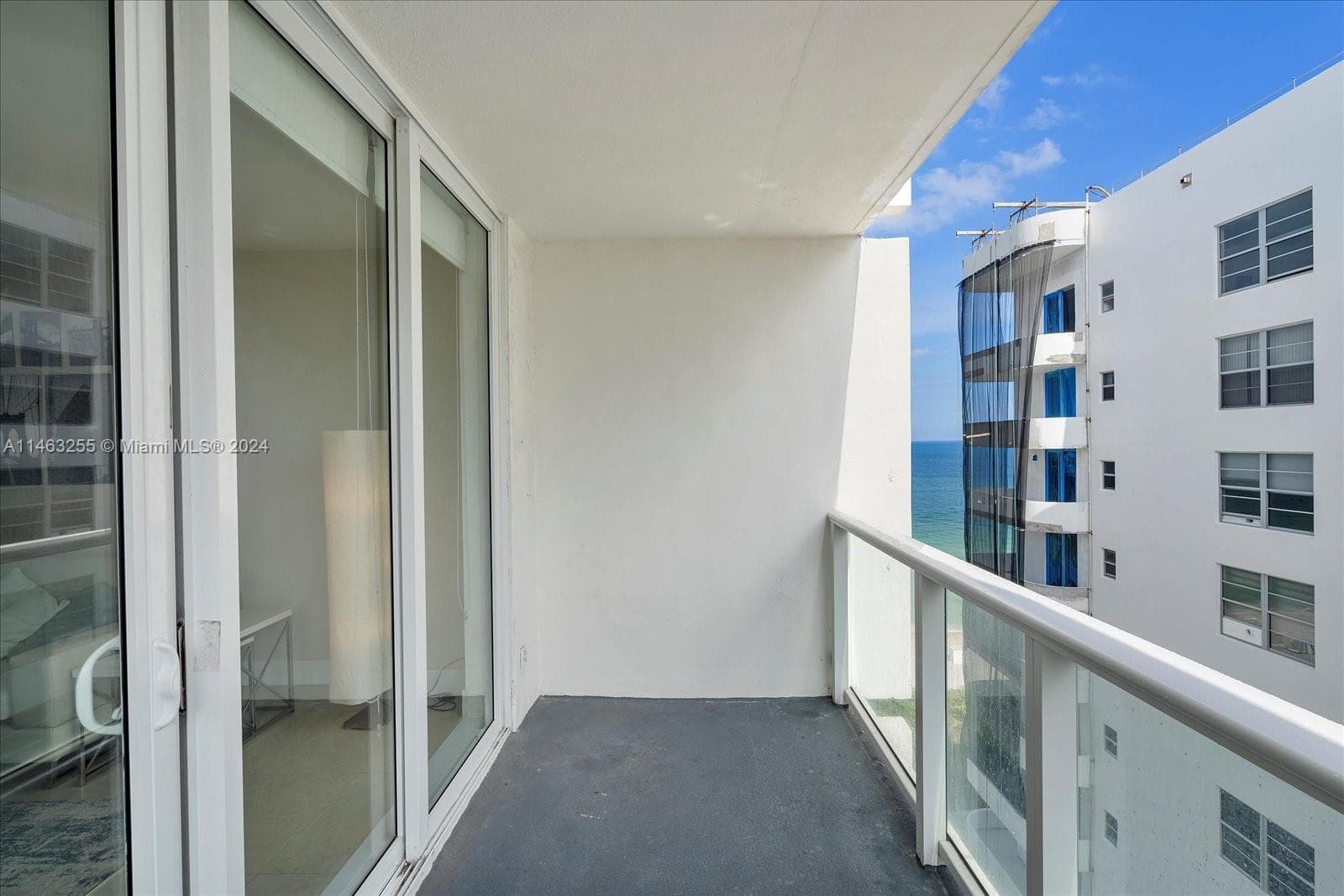 5601 Collins Ave # 1514, Miami Beach FL 33140 — 39