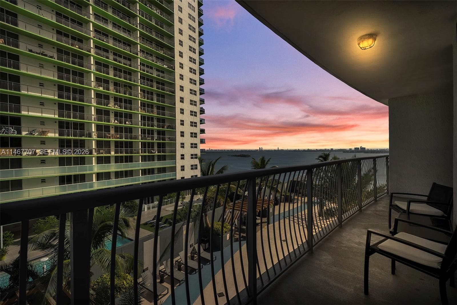 1750 N Bayshore Dr # 1405, Miami FL 33132 — 5