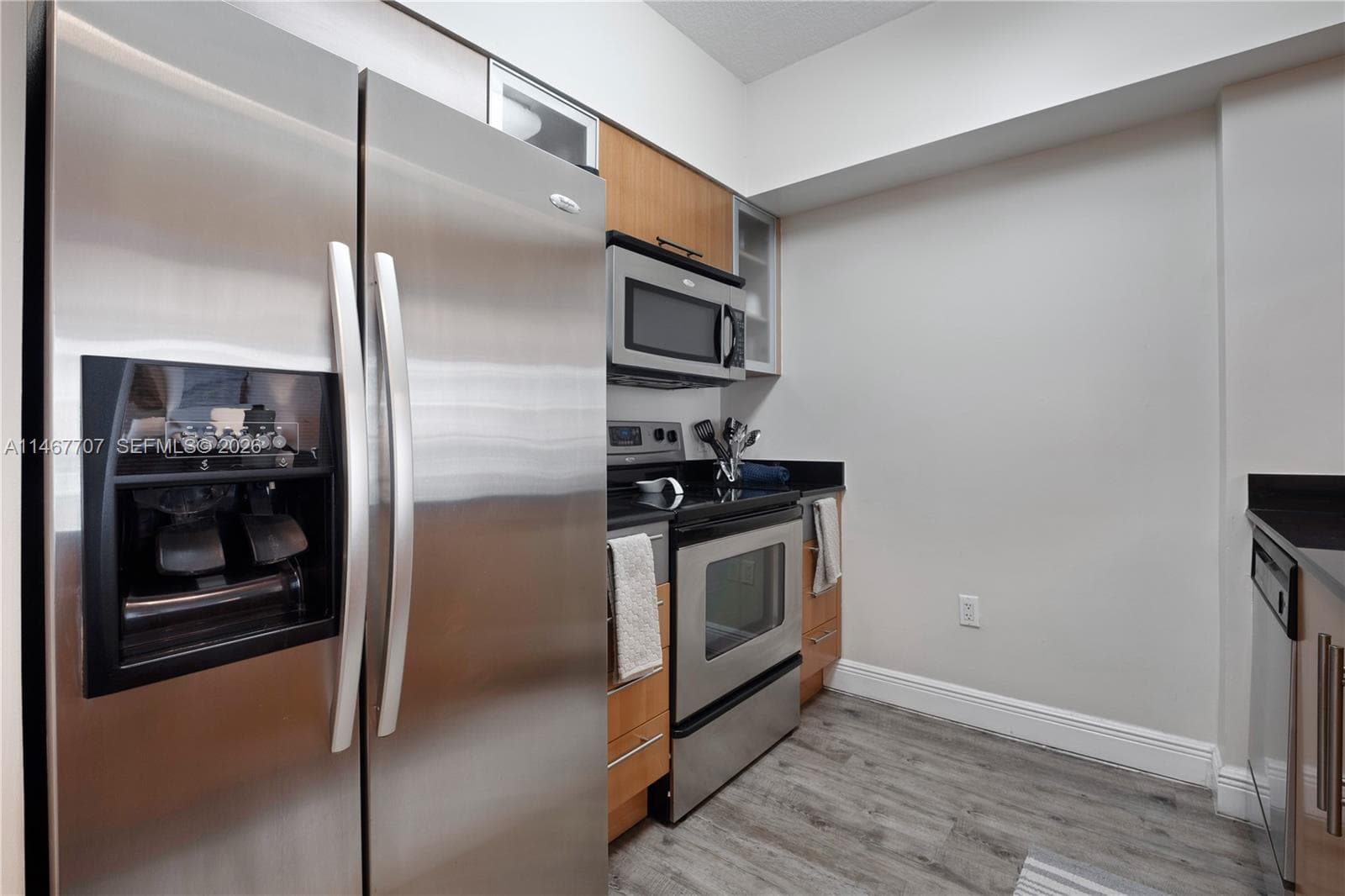 1750 N Bayshore Dr # 1405, Miami FL 33132 — 9