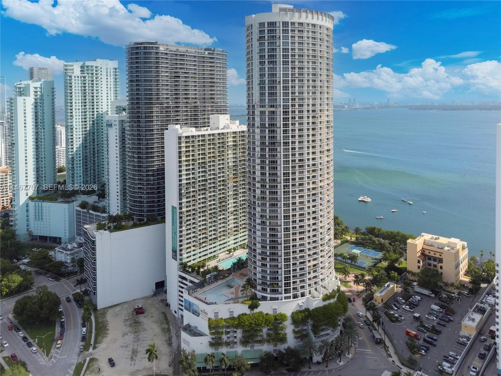 1750 N Bayshore Dr # 1405, Miami FL 33132 — 38