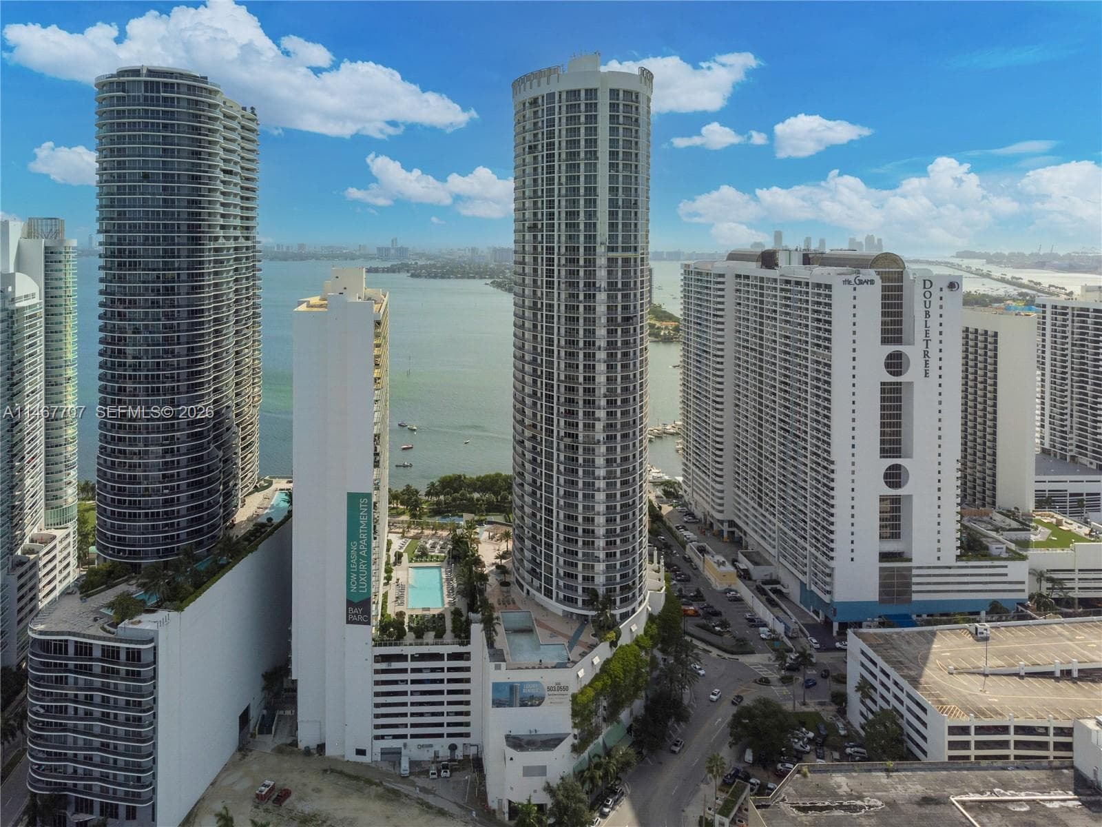 1750 N Bayshore Dr # 1405, Miami FL 33132 — 37
