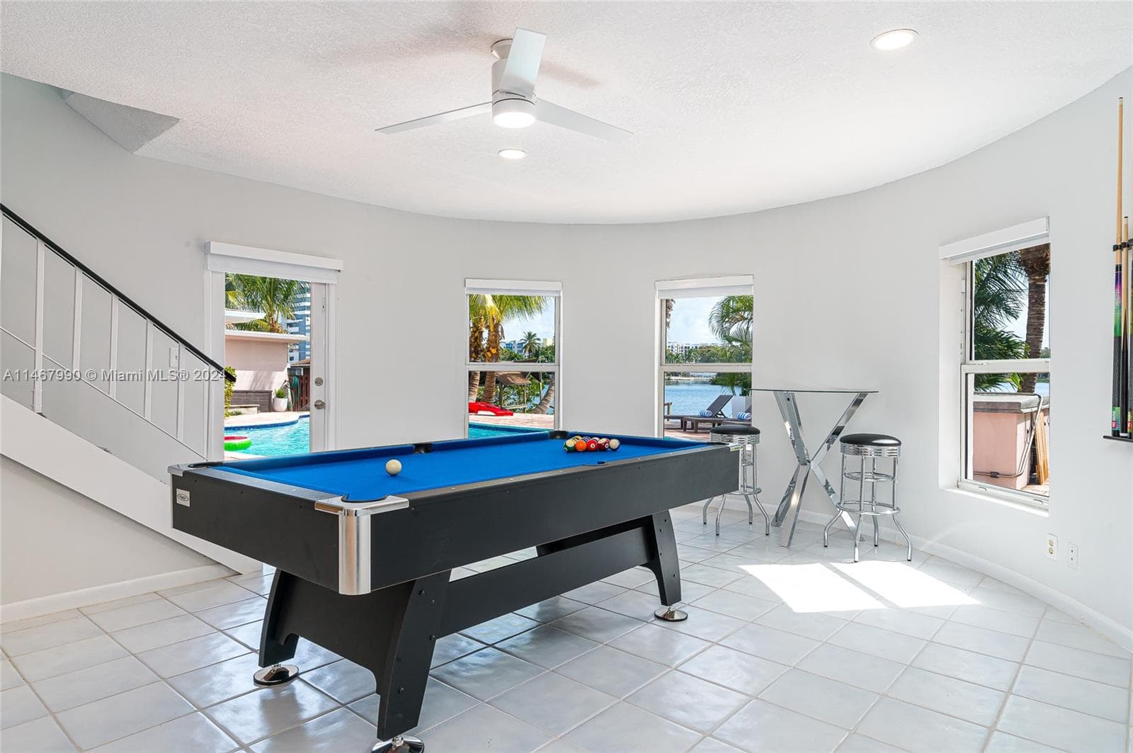 2500 NE 199th St, Miami FL 33180 — 20