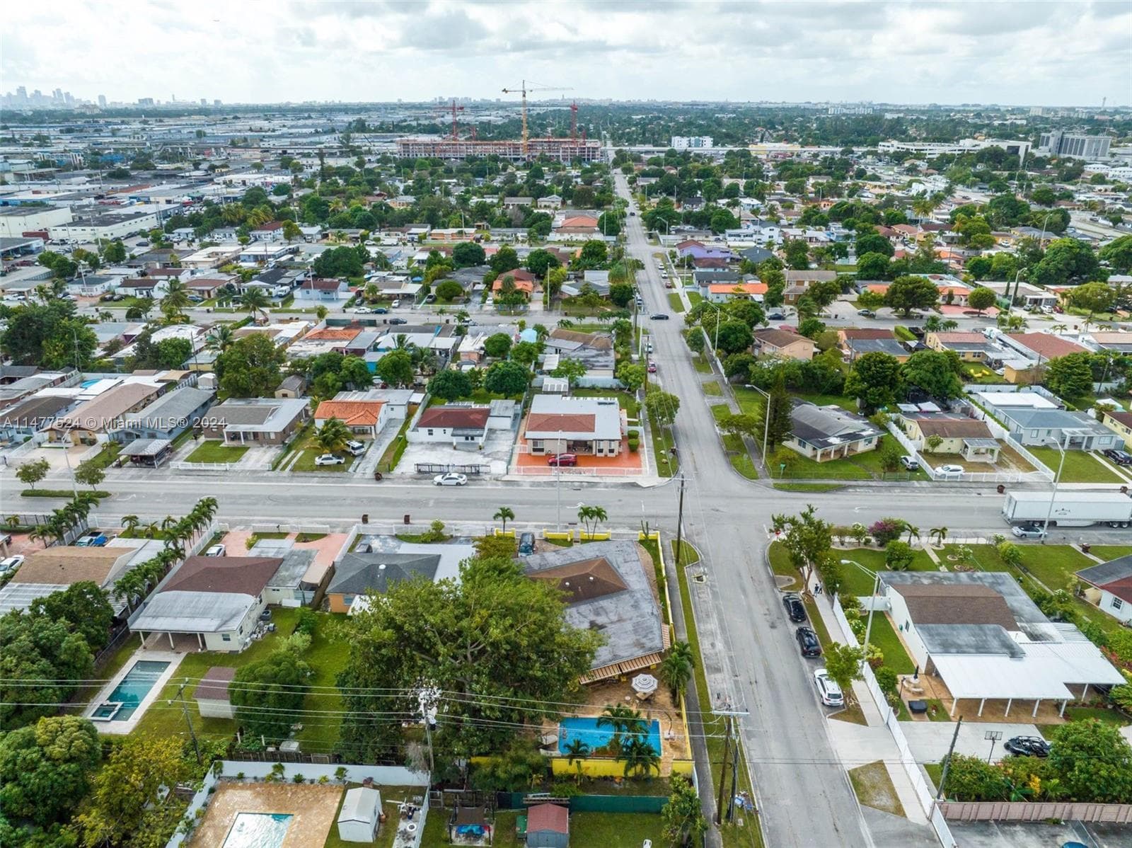 901 E 32nd St, Hialeah FL 33013 — 9