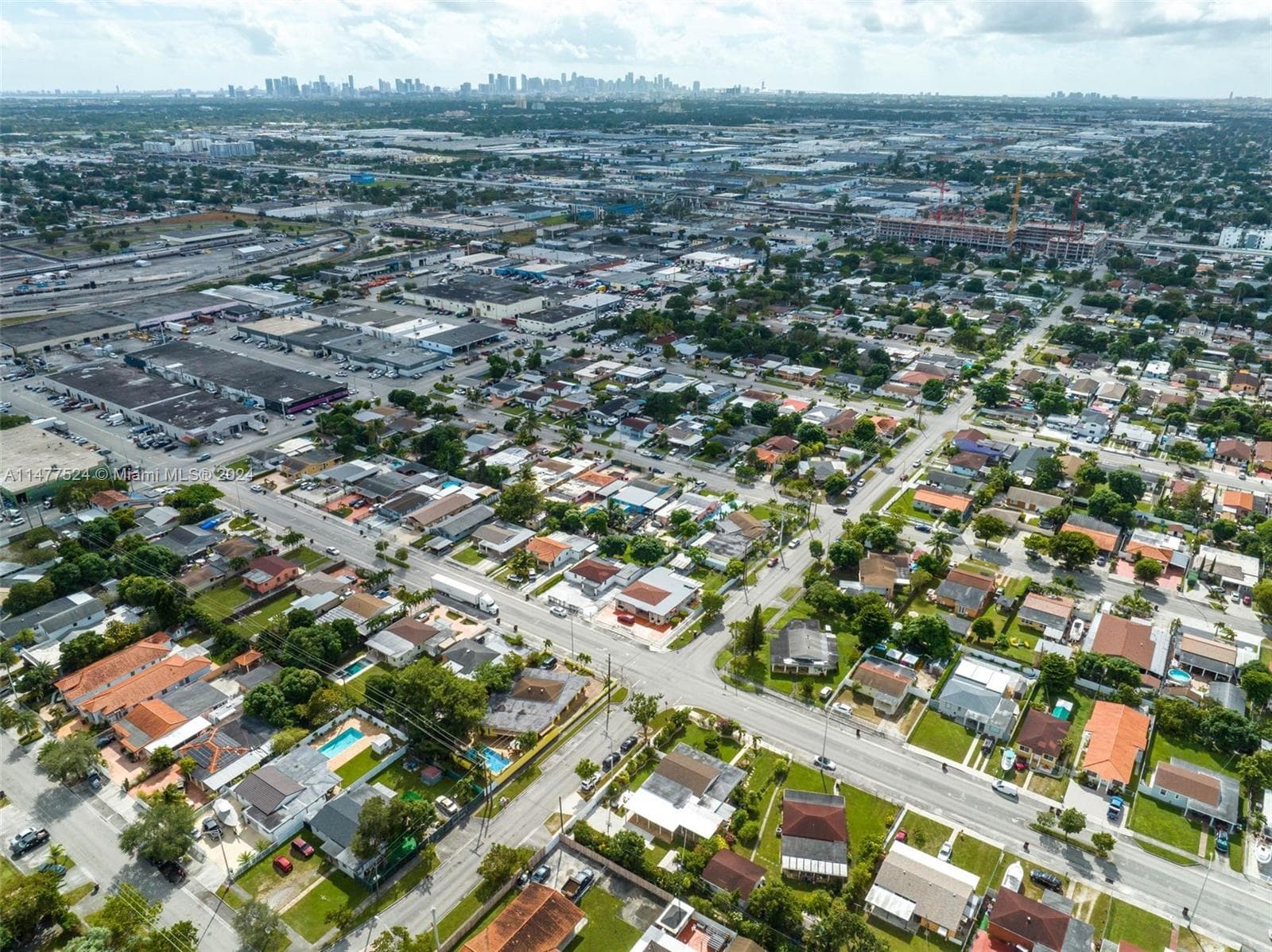 901 E 32nd St, Hialeah FL 33013 — 10