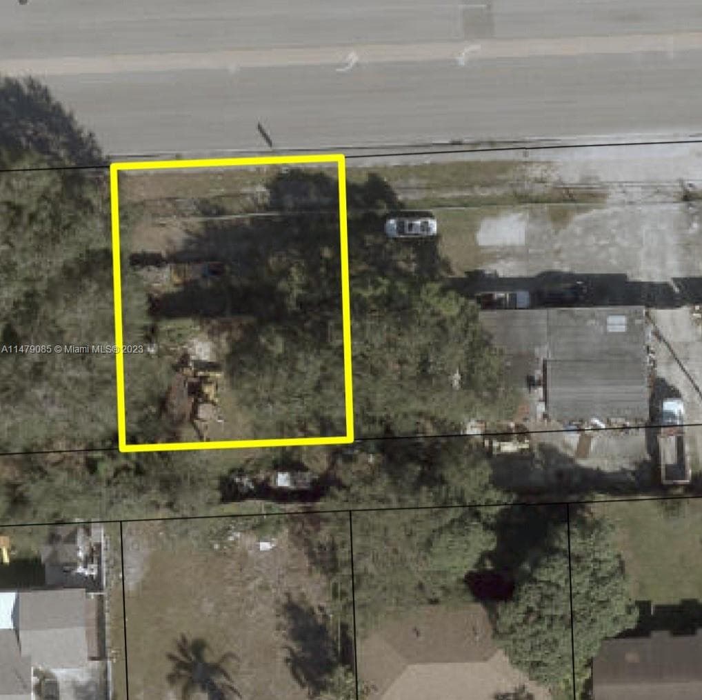 1878 NW 95th St, Miami FL 33147 — 3