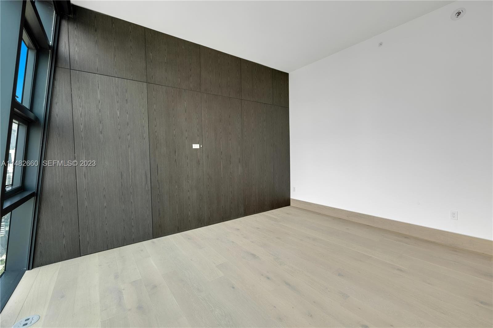 1451 Brickell Ave # 4403, Miami FL 33131 — 19