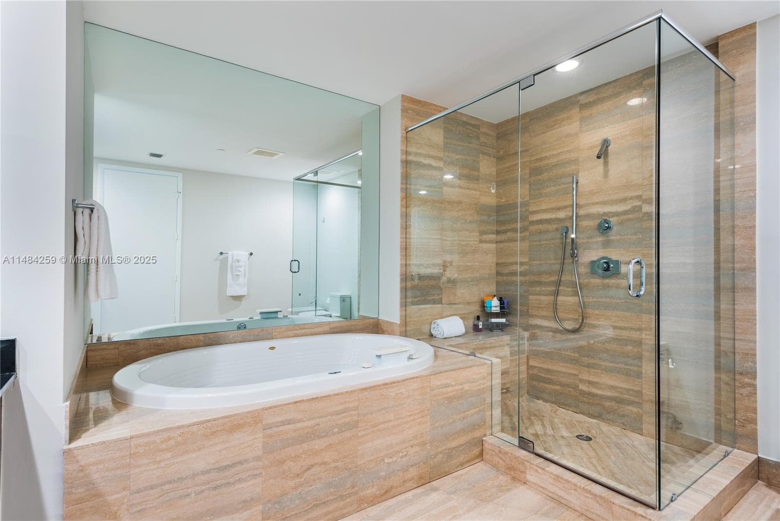 15811 Collins Ave # 1702, Sunny Isles Beach FL 33160 — 14