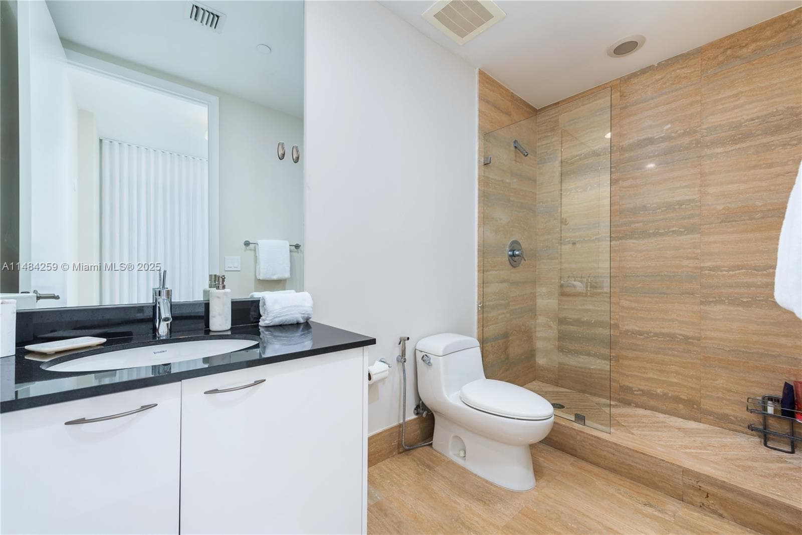 15811 Collins Ave # 1702, Sunny Isles Beach FL 33160 — 18