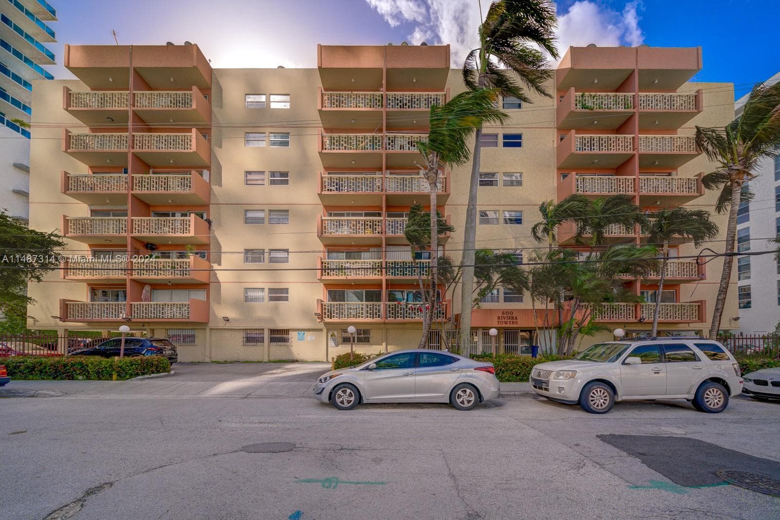 Riviera Towers Condo, Miami, FL — 2