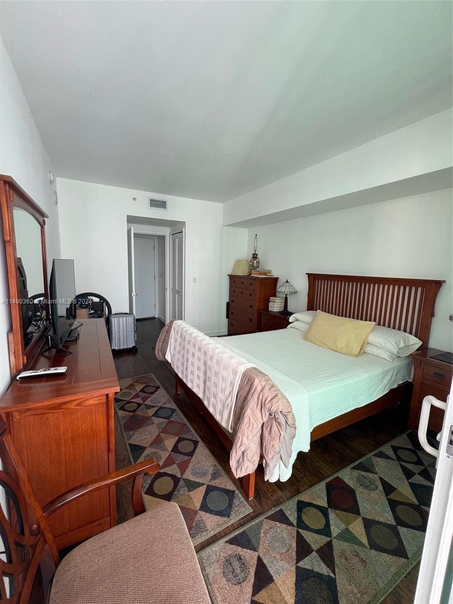 218 SE 14th Street # 1806, Miami FL 33131 — 6