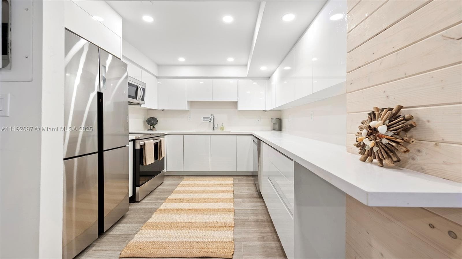 Roney Palace Condo, Miami Beach, FL — 5
