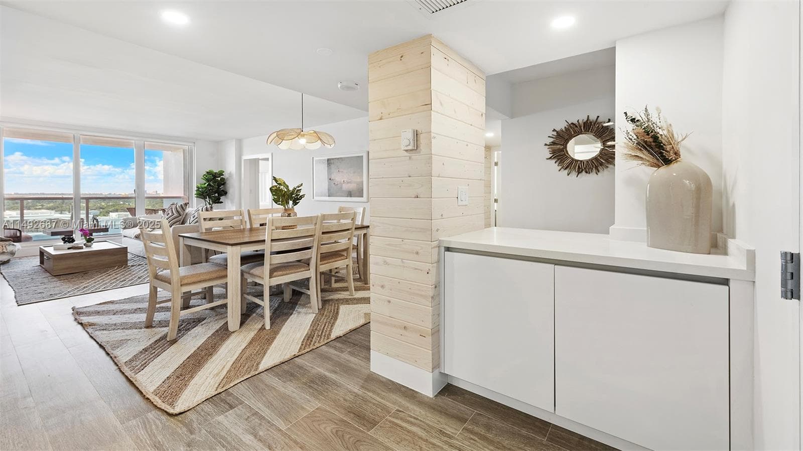 Roney Palace Condo, Miami Beach, FL — 9