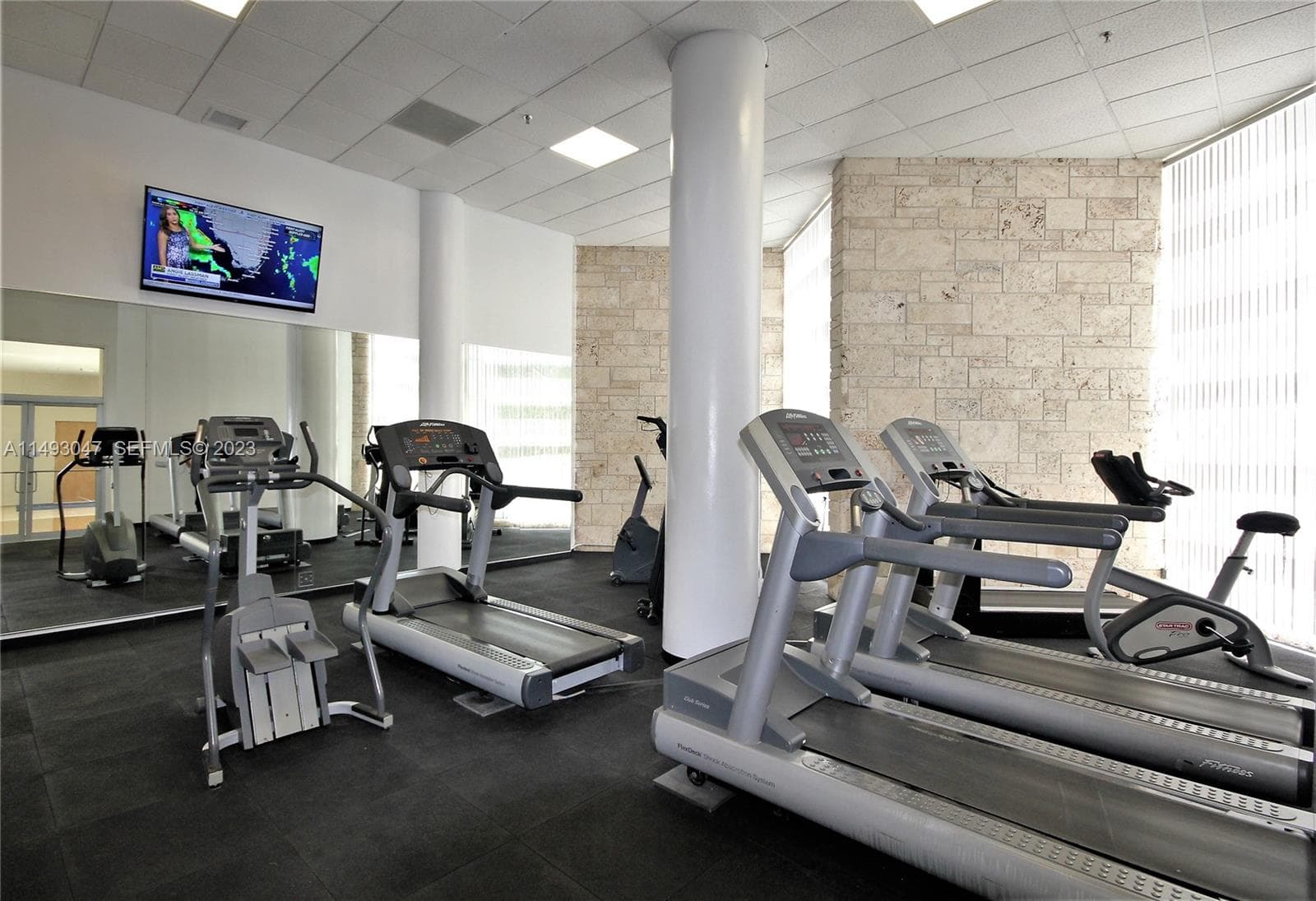 5161 Collins Ave # 1610, Miami Beach FL 33140 — 56