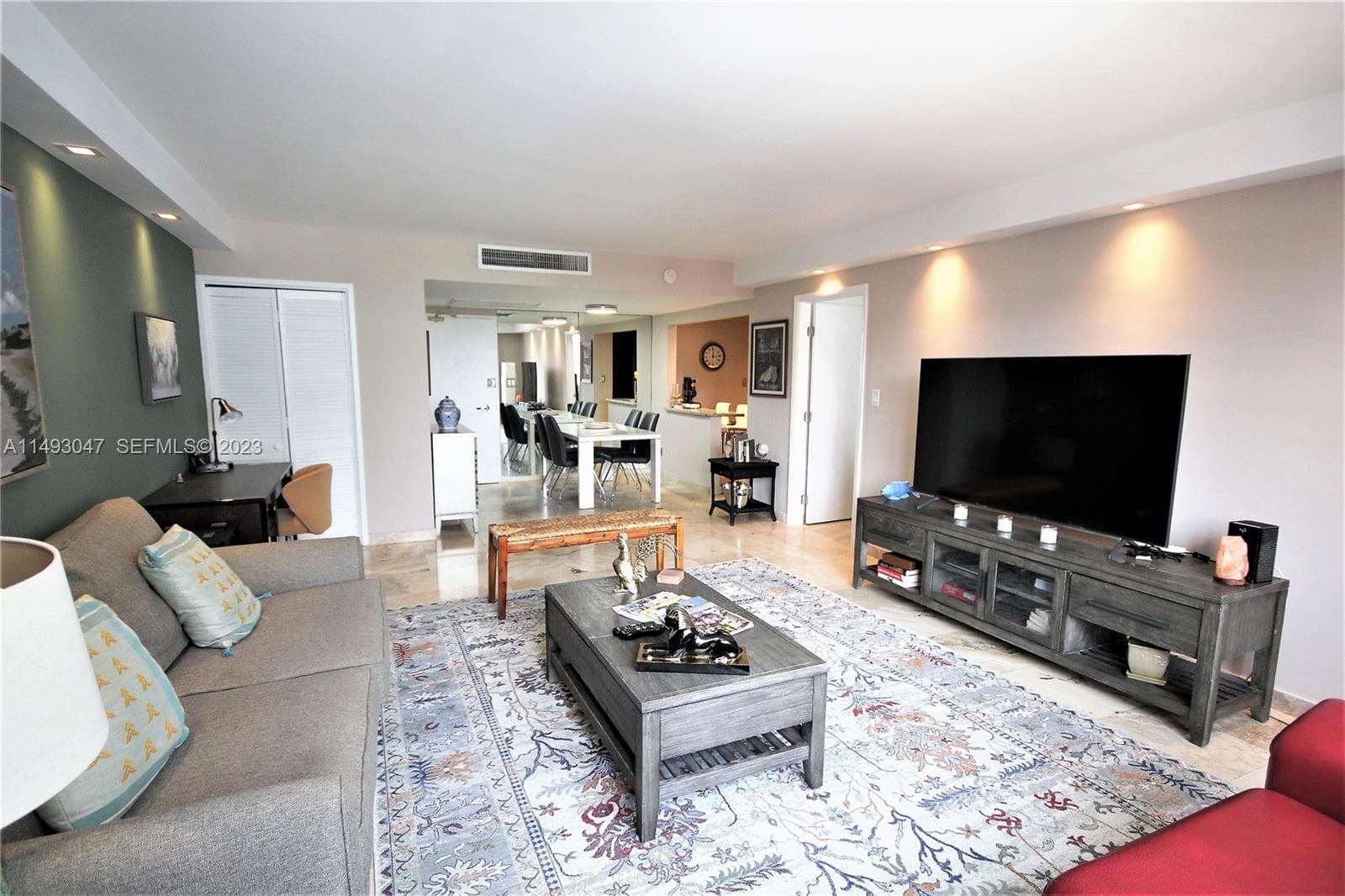 5161 Collins Ave # 1610, Miami Beach FL 33140 — 8