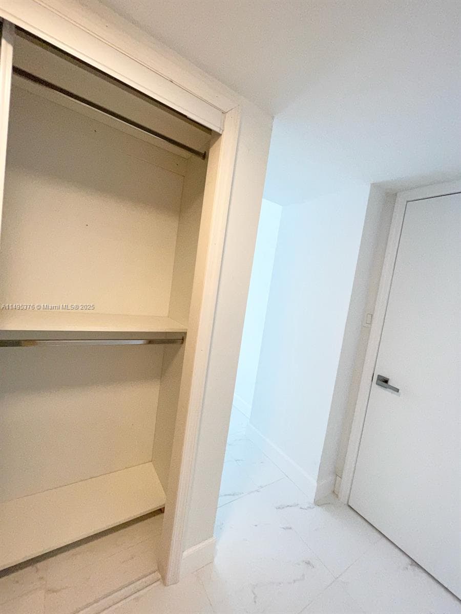 18041 Biscayne Boulv # 502, Aventura FL 33160 — 72