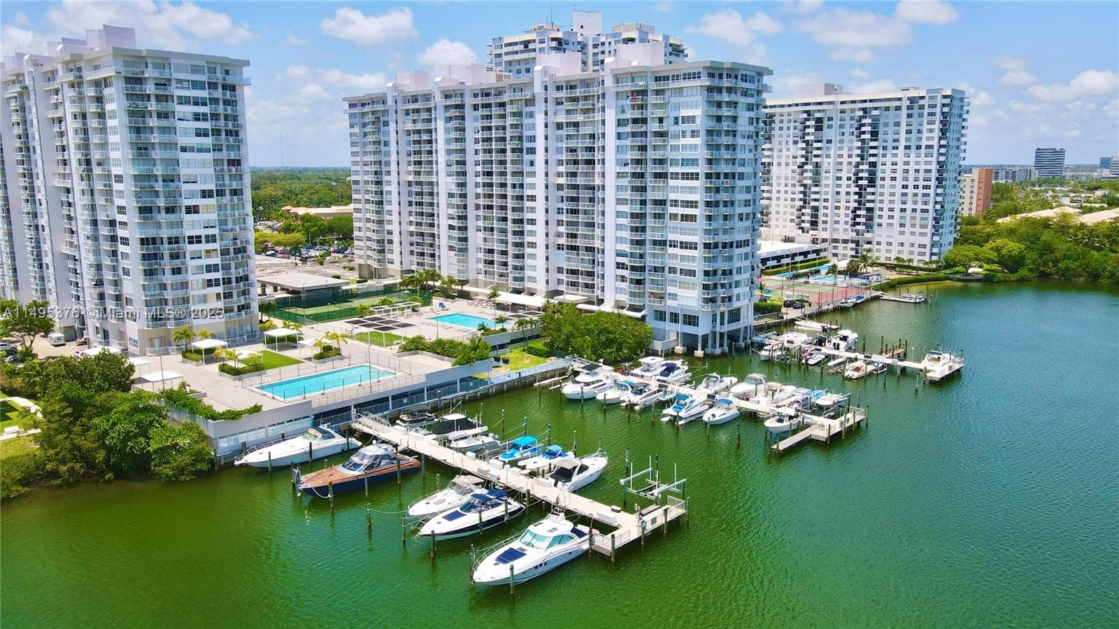 18041 Biscayne Boulv # 502, Aventura FL 33160 — 2