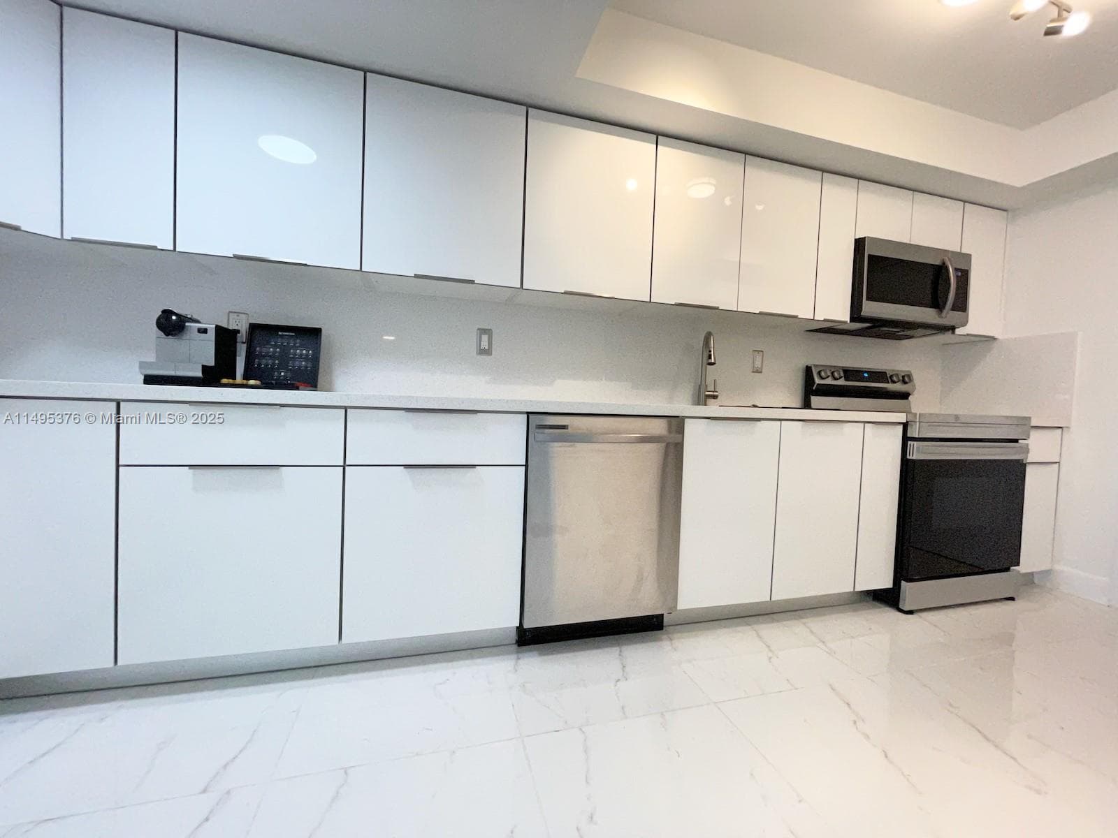 18041 Biscayne Boulv # 502, Aventura FL 33160 — 6