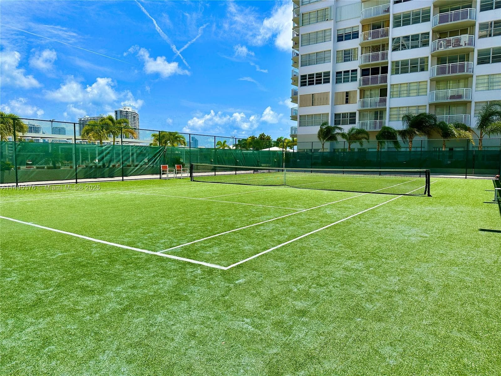 18041 Biscayne Boulv # 502, Aventura FL 33160 — 46