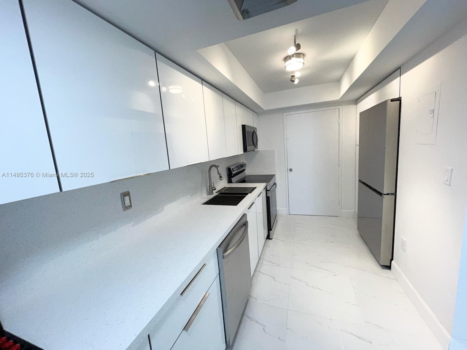 18041 Biscayne Boulv # 502, Aventura FL 33160 — 12
