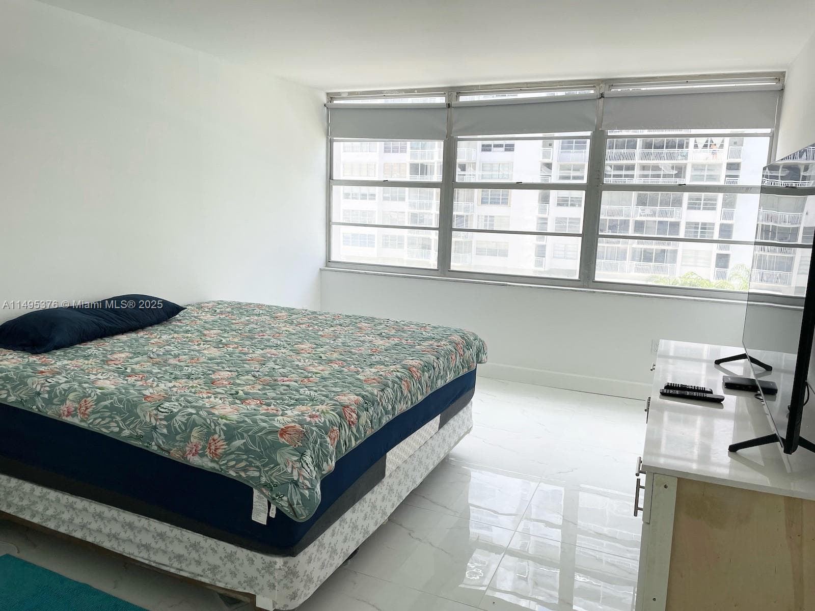 18041 Biscayne Boulv # 502, Aventura FL 33160 — 67