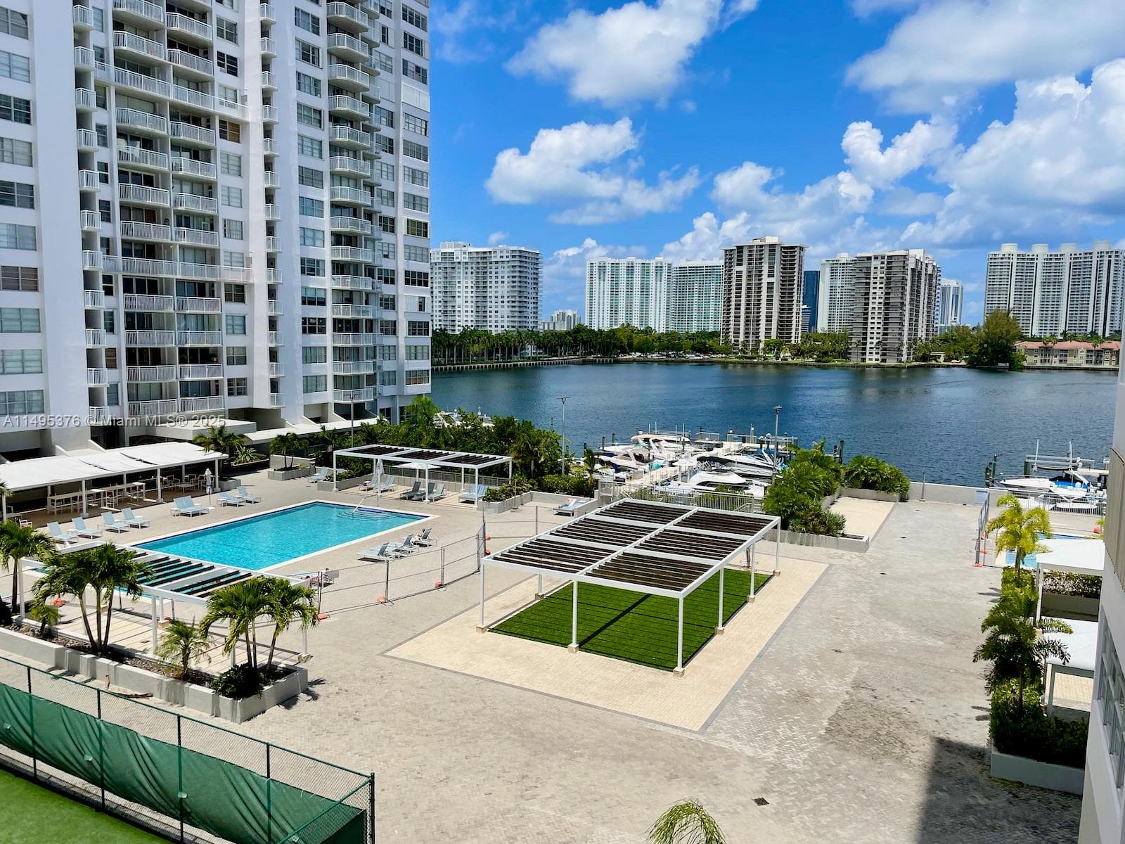 18041 Biscayne Boulv # 502, Aventura FL 33160 — 66