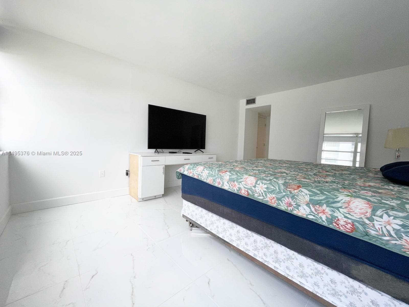 18041 Biscayne Boulv # 502, Aventura FL 33160 — 71